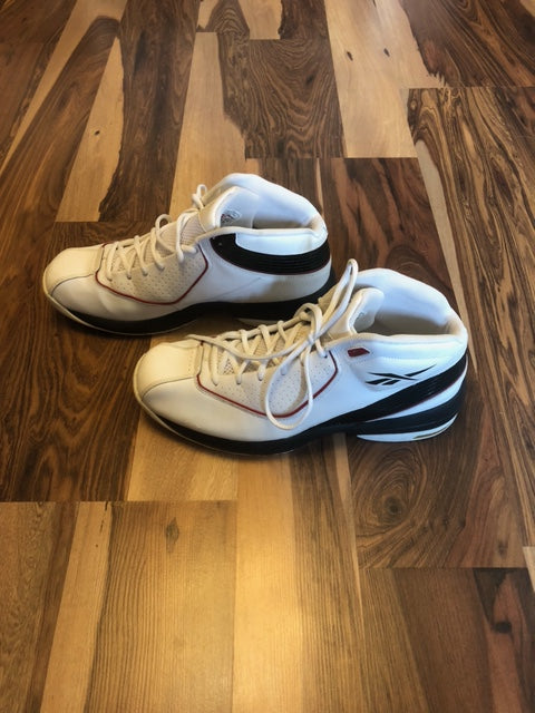 Reebok White/Black - Size 11.5