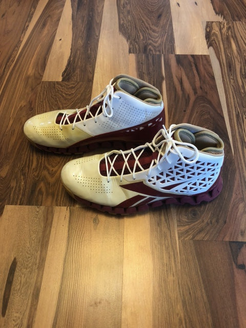 Reebok Zig Tech White/Maroon/Tan - Size 12