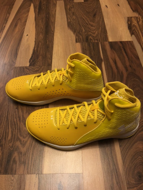 Under Armour Micro G - Yellow - Size 11.5