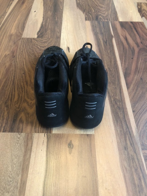 Adidas Commander Black/Green - Size 6