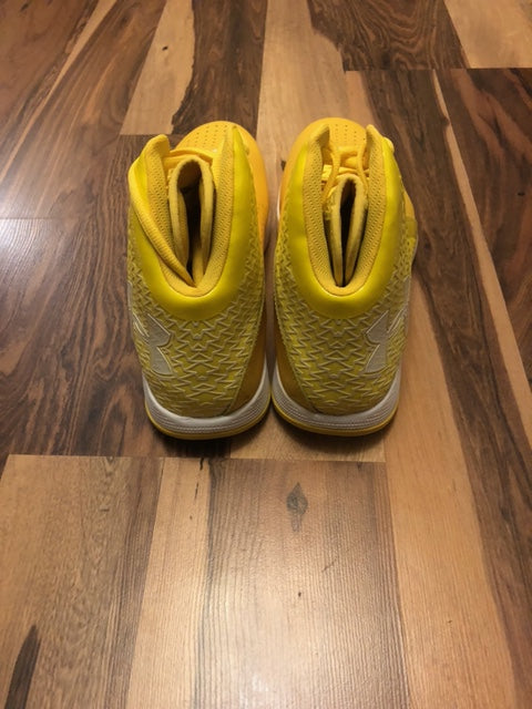 Under Armour Micro G - Yellow - Size 11.5