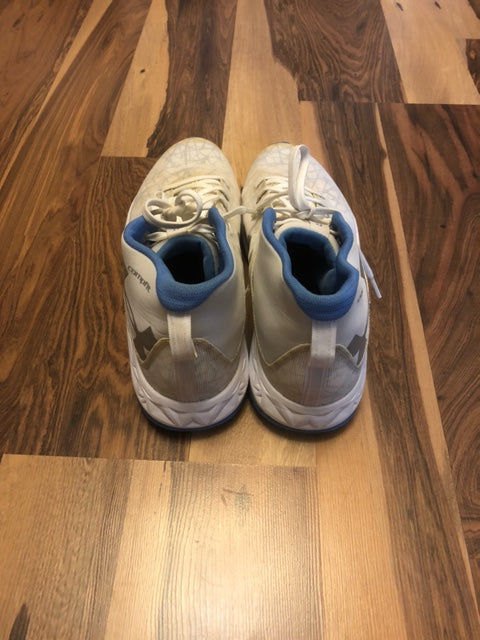 Under Armour White/Blue - Size 12