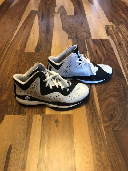 Adidas Derrick Rose White/Black - Size 8