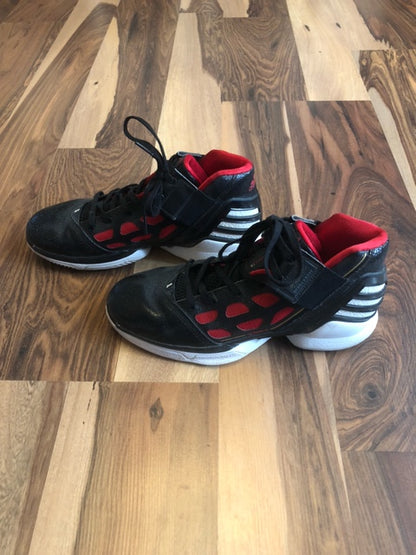 Adidas Derrick Rose - Black/Red/White - Size 6