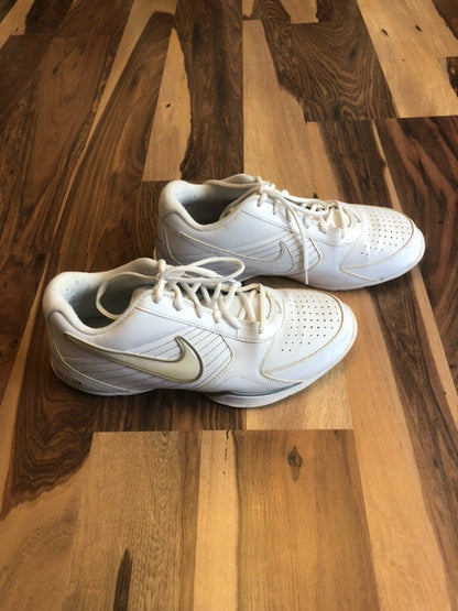 Nike Baseline White/Tan - Size 10.5