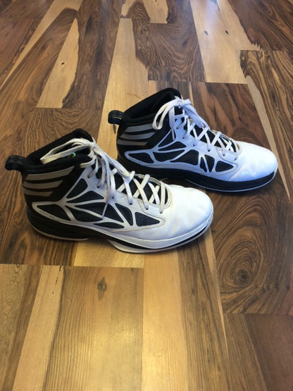 Adidas Adizero Crazylight White/Black - Size 7.5