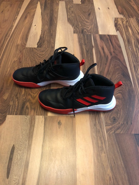 Adidas Own the Game Black/White/Red - Size 7