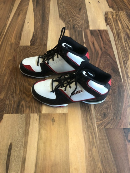 And 1 White/Black/Red - Size 11