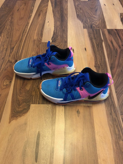 Nike Lebron Witness Blue/Pink/White - Size 7