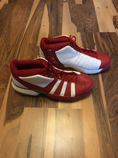 Adidas Red/White - Size 17