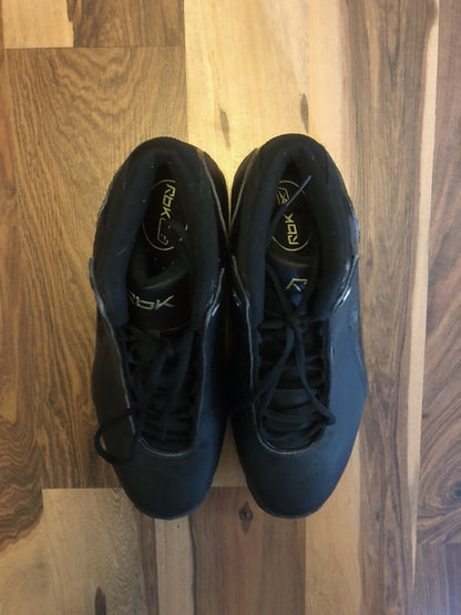 Reebok Black - Size 10.5