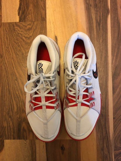 Nike Kyrie Flytrap 6 White/Red - Size 11