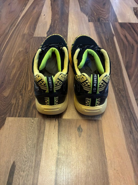 Q4 Yellow Black - Size 11.5