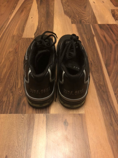 Nike Air React Black/Gray - Size 12