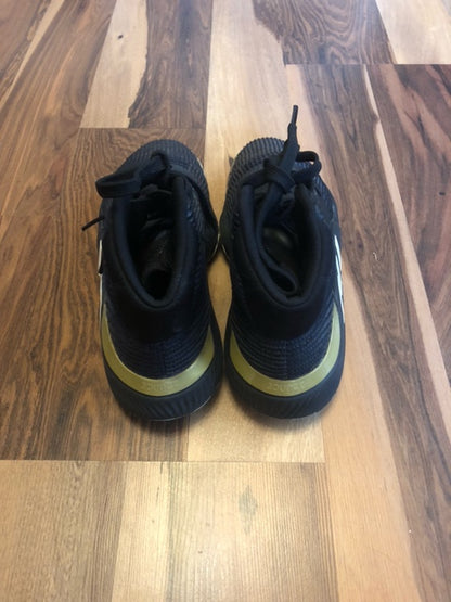 Adidas Pro Bounce - Black/Gold - Size 7