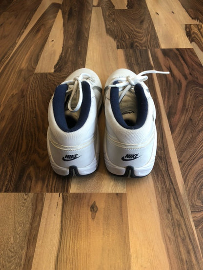 Nike White/Blue - Size 11