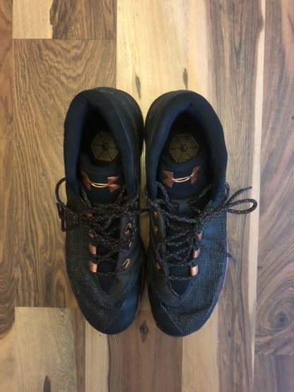 Under Armour Steph Curry - Black/Gold - Size 11.5