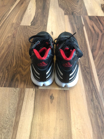 Adidas Derrick Rose - Black/Red/White - Size 6