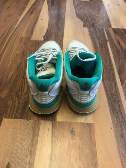Nike Kyrie Infinity Green/White - Size 10