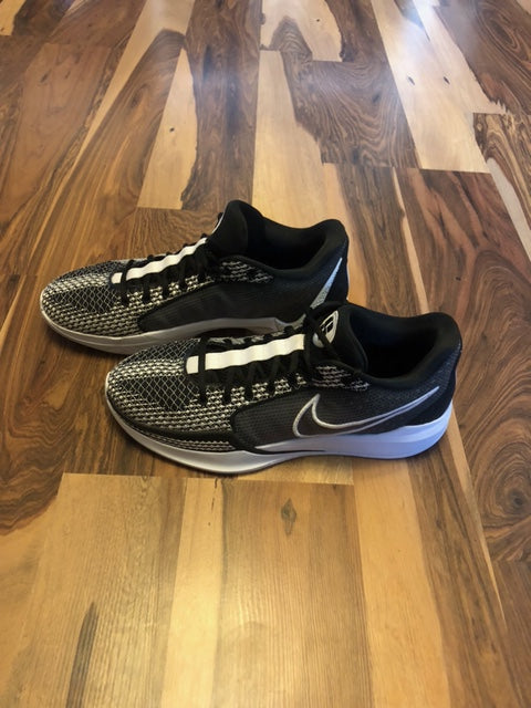 Nike Sabrina 1 Black/White/Gray - Size 12